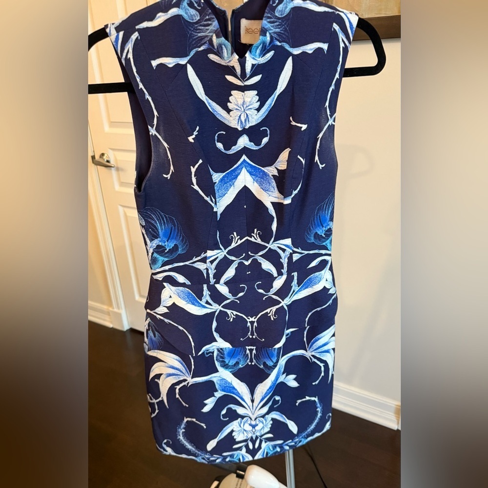 Keepsake the Label Blue White Peplum Come Save me Dress Floral Mini sz S - Picture 4 of 6